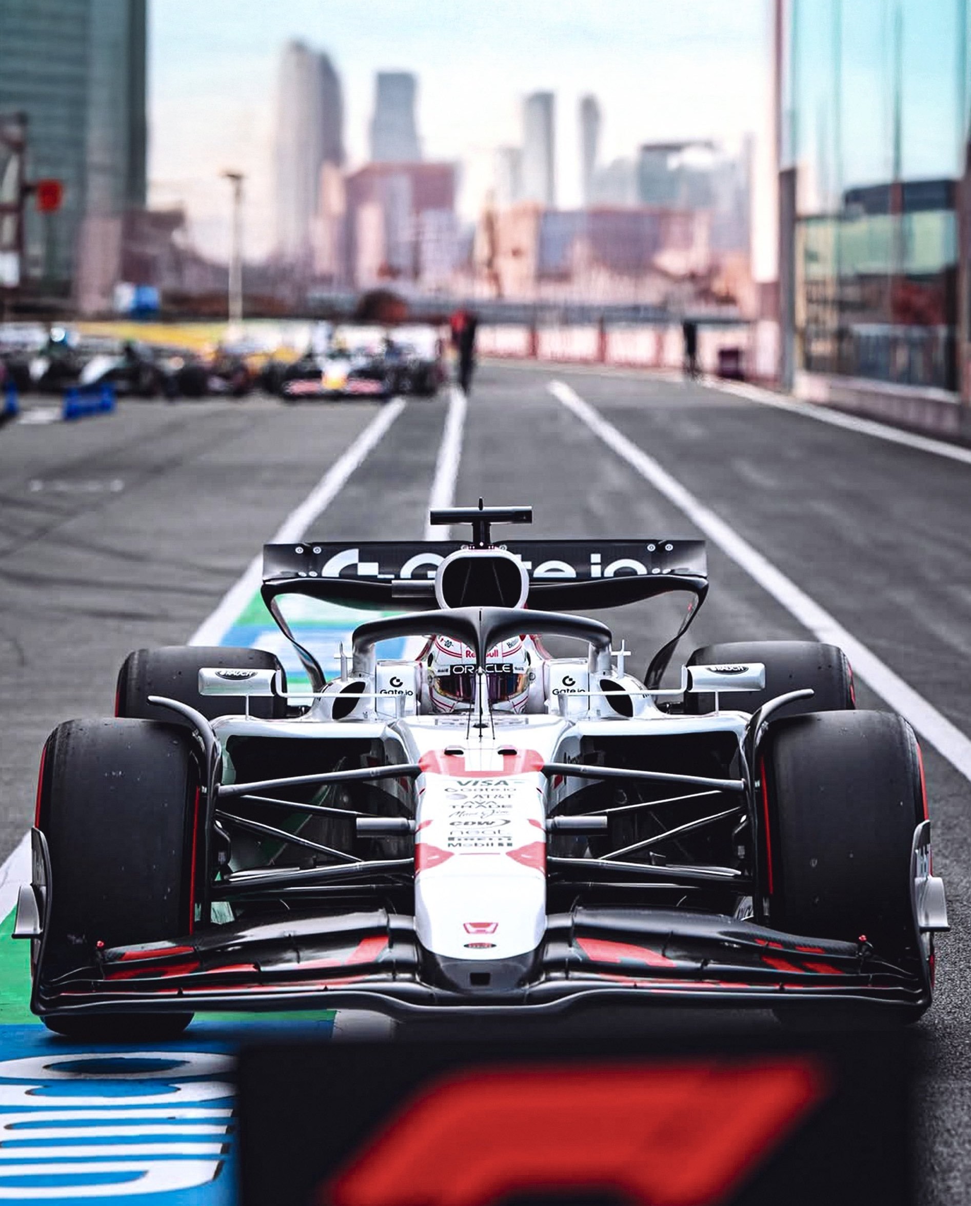 阿斯顿马丁完胜法拉利,维斯塔潘扛起全队 阿斯顿马丁完胜法拉利,维斯塔潘扛起全队